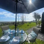 Tra Na Mbo Glamping Pod - Copper Coast Glamping Pods * Вотафорд